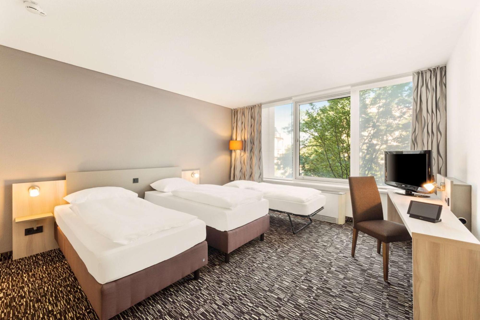 Hotel Western